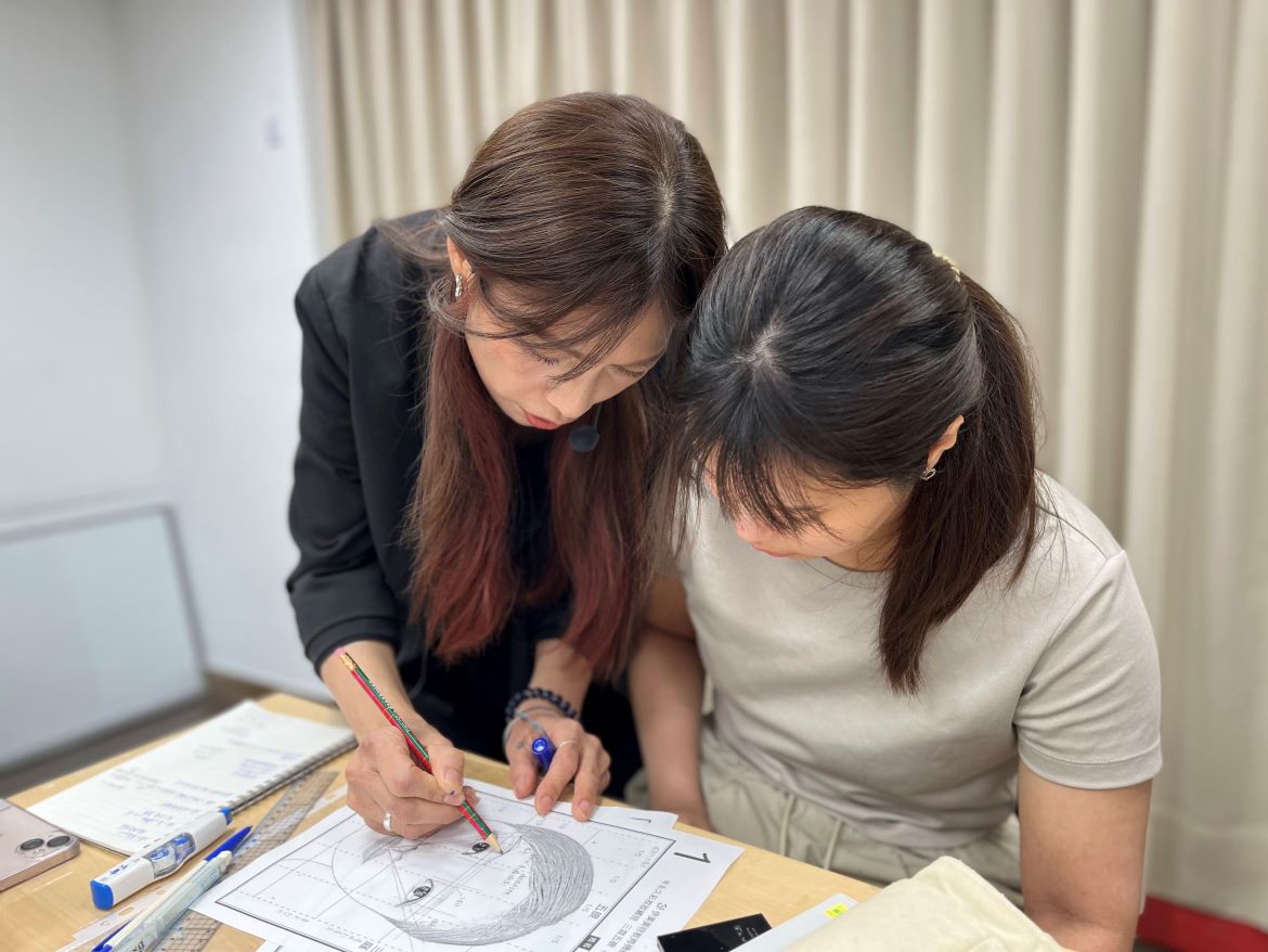 真人紋繡設計原理原則與臉型五官美學設計