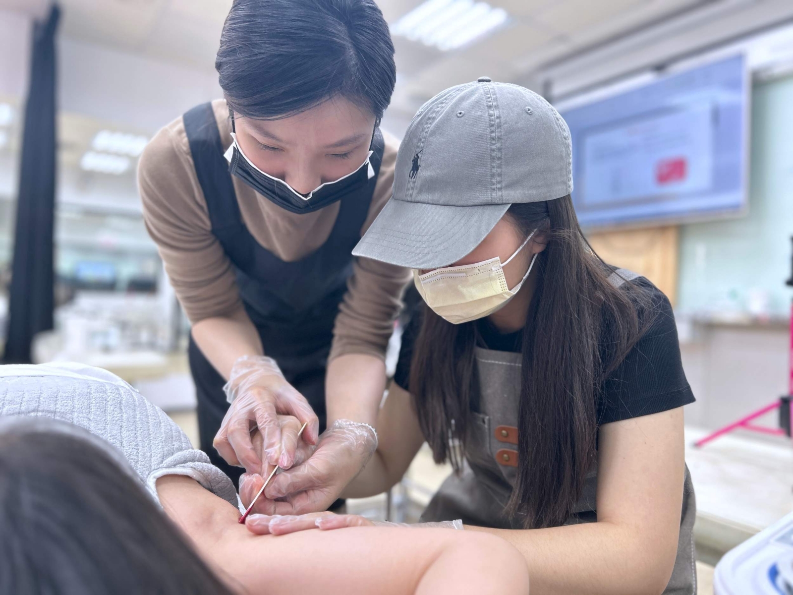 伊美熱蠟除毛課程私密處造型設計，比基尼法式水滴型愛心型眉型髮際線修整教學